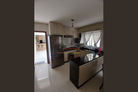 19_photo/94cf07469b.a7ae3b4e44d16c28-ATLAS-c6ea0a2d-ce64-4e8d-840f-dbfa6ecfcfeb.jpg de casa à venda com 3 quartos, 150m² em Jardim Nova Coimbra, Cotia