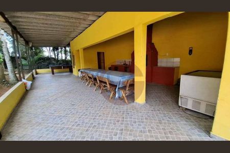 3_photo/94cf07485d.61caec31be17e64e-ATLAS-8825aaf8-616d-4e26-979e-938dc51a28ac.jpg de casa de condomínio à venda com 5 quartos, 298m² em Parque Rizzo, Cotia