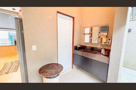 31_photo/94cf07485d.e5e452eba45b72d1-ATLAS-fd21a8ea-e96f-4e6f-b3cc-e8f5a94ab019.jpg de casa para alugar com 3 quartos, 534m² em Parque Rizzo, Cotia