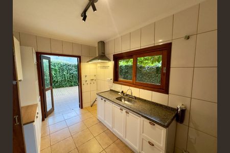 6_photo/94cf074c9d.b37fb779aadef412-ATLAS-ce3455f7-0ead-4edb-85ed-e46621114183.jpg de casa à venda com 4 quartos, 200m² em Lajeado, Cotia