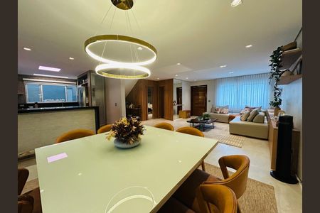 11_photo/94cf074c9d.b7afec13c8c84584-ATLAS-c74d57e7-770d-4f57-b7d7-e75a313fe4d2.jpg de casa à venda com 3 quartos, 224m² em Lajeado, Cotia