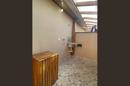 9_photo/94cf074deb.79518a11401aeb31-ATLAS-62727d2b-a2c9-4ee3-8ab2-4daba4f05567.jpg de casa para alugar com 2 quartos, 90m² em Jardim Nova Coimbra, Cotia