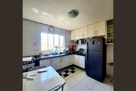 10_photo/94cf074e05.cb4a3f4e1d4d223a-ATLAS-b8a2230b-d2e3-4db9-ad40-c8e4f358f583.jpg de casa à venda com 2 quartos, 120m² em Jardim Nova Coimbra, Cotia