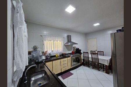 12_photo/94cf074e67.05acccb2dbb53537-ATLAS-00c16c30-59b2-4f7d-b2d6-9bed0211d6d2.jpg de casa de condomínio à venda com 3 quartos, 123m² em Jardim Nova Coimbra, Cotia