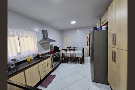 8_photo/94cf074e67.05acccb2dbb53537-ATLAS-59a4e3f4-063b-4063-bfcc-a894b7d19261.jpg de casa de condomínio à venda com 3 quartos, 123m² em Jardim Nova Coimbra, Cotia