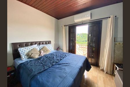 2_photo/94cf074f79.6af0662768bfaaa7-ATLAS-a33db4cd-80fc-4755-8ae9-872d9101a9b3.jpg de casa à venda com 4 quartos, 240m² em Jardim Nova Coimbra, Cotia