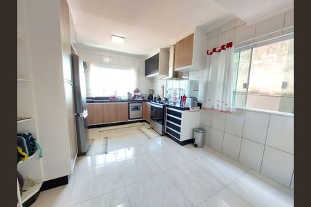 4_photo/94cf074fa1.b4cc108436d665d6-ATLAS-34cdaa3b-0822-4fea-8723-5cb5030e7f8d.jpg de casa para alugar com 3 quartos, 188m² em Jardim Nova Coimbra, Cotia