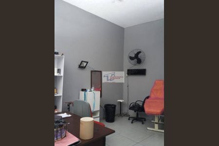 7_photo/94cf075017.b0d2f44e534b208d-ATLAS-82a829e4-3fec-47d6-bc68-2dce57aabd95.jpg de casa à venda com 2 quartos, 186m² em Jardim Cotia, Cotia