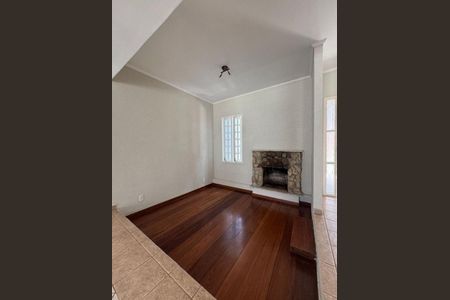 7_photo/94cf07514f.1d627a44aca36ce4-ATLAS-5294b2e6-6ba8-4e72-ba7e-a67cf0f8c34e.jpg de casa à venda com 4 quartos, 580m² em Jardim Rosalina, Cotia