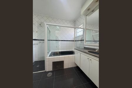 10_photo/94cf07514f.1d627a44aca36ce4-ATLAS-ecc7f38b-4691-41a6-ad74-cd84e5d9fb02.jpg de casa à venda com 4 quartos, 580m² em Jardim Rosalina, Cotia