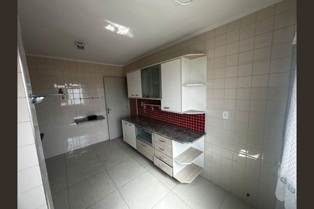 12_photo/94cf075203.4e1a6e6486a440d9-ATLAS-adaeea84-e2e8-413f-b4f3-aa81b7b5a02c.jpg de apartamento à venda com 2 quartos, 54m² em Jardim Rio das Pedras, Cotia