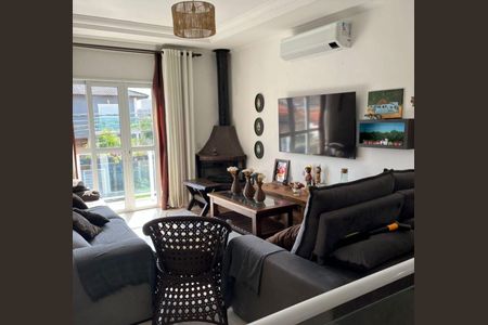 3_photo/94cf075207.d1833219ee018701-ATLAS-9db2d2b4-8d7c-438e-a3ce-ef666625b877.jpg de casa de condomínio à venda com 3 quartos, 140m² em Jardim Rio das Pedras, Cotia