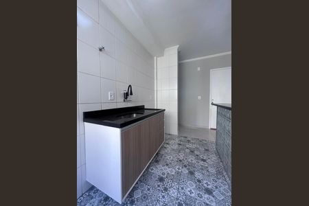 6_photo/94cf075229.1aa5b8f538f3adaf-ATLAS-ab6bb7fa-9708-453b-bc02-67a97633968b.jpg de apartamento à venda com 2 quartos, 52m² em Jardim Rio das Pedras, Cotia