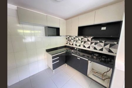 12_photo/94cf075233.5dbc9b8f8256d8b9-ATLAS-4f98dc3f-62cd-4f11-ae03-b5413f3d4ebb.jpg de apartamento à venda com 2 quartos, 55m² em Jardim Rio das Pedras, Cotia