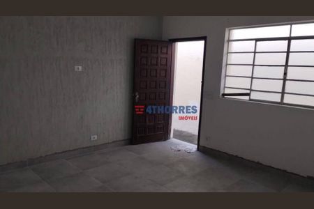 4_photo/94cf075369.ee48dd21e5bb0faa-ATLAS-30f99da8-a084-48e6-b994-388c4b76fa3d.jpg de casa à venda com 1 quarto, 75m² em Jardim Rosalina, Cotia