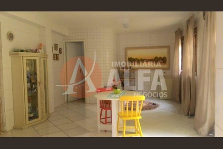 6_photo/94cf075391.ceff8192393c33de-ATLAS-db38f126-1192-4633-8e77-46aa8cf65f21.jpg de casa à venda com 4 quartos, 180m² em Jardim Rosalina, Cotia