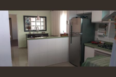 2_photo/94cf0753f9.ceff8192393c33de-ATLAS-c3497d74-18a0-48a1-b04c-059c935765ba.jpg de casa à venda com 4 quartos, 250m² em Jardim Rosalina, Cotia