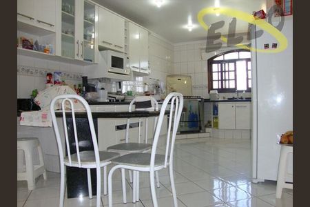 9_photo/94cf075495.912bb953107d94de-ATLAS-6c57969c-c703-4c38-b53d-32d75ddcf3a5.jpg de casa à venda com 5 quartos, 277m² em Jardim Rosalina, Cotia