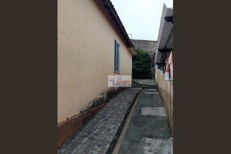 4_photo/94cf0755a3.66fcc92b62920e23-ATLAS-1cb93bd8-3cfc-4a9f-99b2-cfef59d7813b.jpg de casa à venda com 2 quartos, 72m² em Vila Santo Antonio do Portao, Cotia