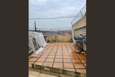 4_photo/94cf075637.f14d7a494a64fc38-ATLAS-8a3962d5-0300-40da-88e9-0ebf9cc17b66.jpg de casa à venda com 3 quartos, 107m² em Jardim Nomura, Cotia