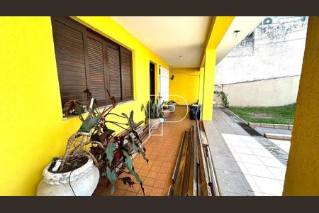 8_photo/94cf075771.6b2453e70642c87c-ATLAS-7e2f4e90-ae5a-4cb3-960d-96248aedb60f.jpg de casa à venda com 3 quartos, 152m² em Vila Santo Antonio do Portao, Cotia