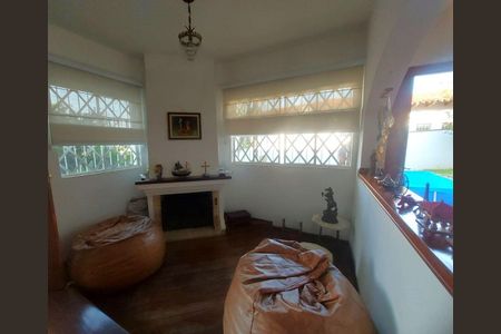 13_photo/94cf0758fb.8cbbc6e43ead3576-ATLAS-db62d358-a311-441c-ba4b-4128db7ee64f.jpg de casa à venda com 3 quartos, 271m² em Jardim Nomura, Cotia