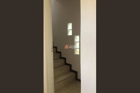 5_photo/94cf07593d.a095ebe9a9b9d05b-ATLAS-b8d25c73-7a2c-4509-a2a0-532c297f4d3f.jpg de casa para alugar com 2 quartos, 100m² em Jardim Nomura, Cotia