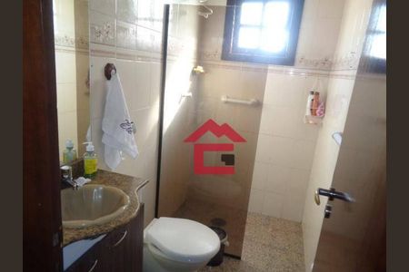 36_photo/94cf0759b3.de7f1e39899531ac-ATLAS-74d8127a-2f0b-4c7f-a007-ec4f852a6ee5.jpg de casa à venda com 3 quartos, 235m² em Jardim Nomura, Cotia