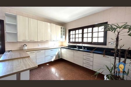 9_photo/94cf0759b3.de7f1e39899531ac-ATLAS-a9c1139b-e305-4f06-8203-b9efbf9a9743.jpg de casa à venda com 3 quartos, 235m² em Jardim Nomura, Cotia