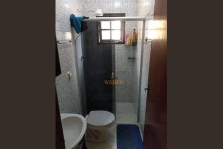 5_photo/94cf075b4f.9a68f42bdf99c5c5-ATLAS-90e6ccb9-6325-41c0-b0b5-9fe6c39edfe0.jpg de casa à venda com 2 quartos, 70m² em Jardim Estela Mari, Cotia