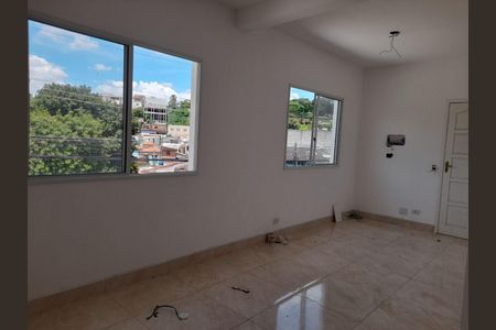 2_photo/94cf075f21.cce03887c7d72c1f-ATLAS-12d64354-e119-4055-acf7-eaf5b84a63f5.jpg de casa à venda com 2 quartos, 72m² em Vila Sao Francisco de Assis, Cotia