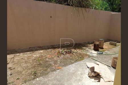 6_photo/94cf075f21.cce03887c7d72c1f-ATLAS-754b90d0-9dfd-4e6d-b5b6-5f1ef7bd6e4e.jpg de casa à venda com 2 quartos, 72m² em Vila Sao Francisco de Assis, Cotia