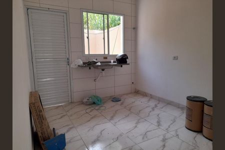 11_photo/94cf075f21.cce03887c7d72c1f-ATLAS-782aaf67-6c7d-4e47-8ee0-5f8a7c71c967.jpg de casa à venda com 2 quartos, 72m² em Vila Sao Francisco de Assis, Cotia