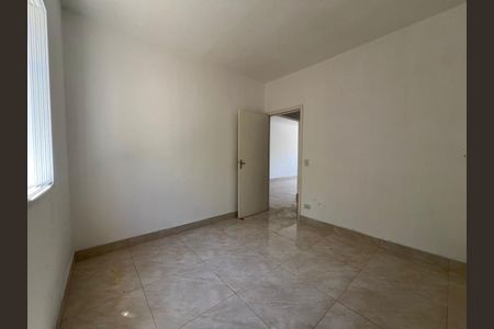 4_photo/94cf075f27.1f06494e2e636159-ATLAS-23ccdff3-e03b-4000-8f54-4eb776335232.jpg de casa à venda com 2 quartos, 72m² em Vila Sao Francisco de Assis, Cotia