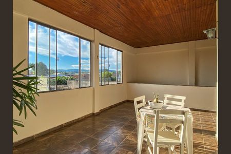 5_photo/94cf075fd9.4a7708b419391496-ATLAS-e350b6e0-7f4d-4f85-8a1a-8e0590dec8a9.jpg de casa à venda com 3 quartos, 396m² em Vila Monte Serrat, Cotia