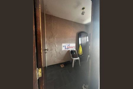 3_photo/94cf076073.6fa24c30896ad7dc-ATLAS-3ed32dff-6aa7-417b-bd60-6c156b6ec08e.jpg de casa à venda com 3 quartos, 399m² em Parque Bahia, Cotia