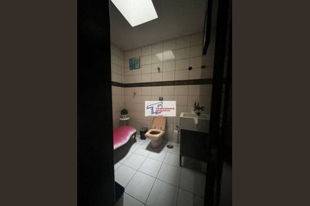 4_photo/94cf076073.6fa24c30896ad7dc-ATLAS-6a6f4d70-5b00-45f5-a16e-c6fa7f4bc4a7.jpg de casa à venda com 3 quartos, 399m² em Parque Bahia, Cotia