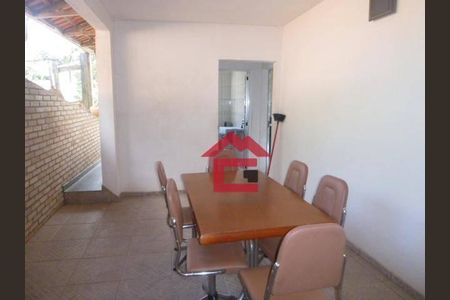 23_photo/94cf076081.6721d330cc8d7611-ATLAS-c13edce3-c1d2-47e1-8415-b2d00577b85e.jpg de casa à venda com 2 quartos, 128m² em Parque Bahia, Cotia