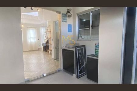 8_photo/94cf07620f.6d966f5fb5582f4e-ATLAS-6309d8ca-343a-4d6e-a8f8-6623a0da46ac.jpg de casa à venda com 2 quartos, 82m² em Jardim Central, Cotia