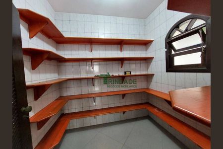 12_photo/94cf07630d.f14d7a494a64fc38-ATLAS-15faa0b2-e293-4bf0-8087-0e98e986d2cf.jpg de casa à venda com 4 quartos, 205m² em Centro, Cotia