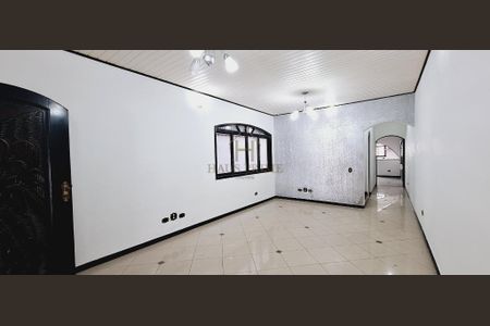 4_photo/94cf07630d.f14d7a494a64fc38-ATLAS-7de8444d-2d59-4e48-a5b3-e83405c1bed9.jpg de casa à venda com 3 quartos, 205m² em Centro, Cotia