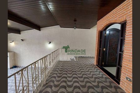 11_photo/94cf07630d.f14d7a494a64fc38-ATLAS-d64d65ae-9dd2-4780-8f16-c11df573cf13.jpg de casa à venda com 4 quartos, 205m² em Centro, Cotia
