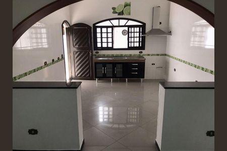 6_photo/94cf076319.8112f57c7da29d24-ATLAS-15eeb722-d655-4cb5-a62b-6ff331a4ee4d.jpg de casa à venda com 4 quartos, 172m² em Centro, Cotia