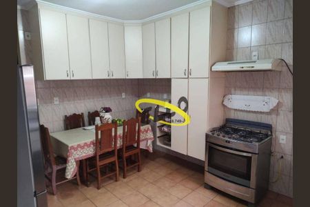 7_photo/94cf07632d.34beb6889ad9cd13-ATLAS-dd8a1e77-d635-4546-819f-fa869812e18f.jpg de casa à venda com 3 quartos, 176m² em Jardim Leonor, Cotia