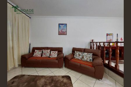 4_photo/94cf076375.aef4de6394ba8e6d-ATLAS-98dde8ae-06e8-4725-8c61-e7aaed0791bc.jpg de casa à venda com 2 quartos, 123m² em Centro, Cotia