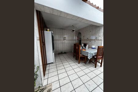 13_photo/94cf0763d9.5b63f18bcccc212e-ATLAS-41a2e9cd-3597-4acc-a237-59b4d5065445.jpg de casa à venda com 4 quartos, 380m² em Jardim Monte Santo, Cotia