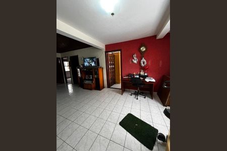 27_photo/94cf0763d9.5b63f18bcccc212e-ATLAS-99d5ca85-1a3c-430a-8f6c-894ee77808fb.jpg de casa à venda com 4 quartos, 380m² em Jardim Monte Santo, Cotia