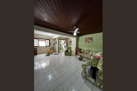 7_photo/94cf0763d9.5b63f18bcccc212e-ATLAS-a58947e5-b30b-4a0d-bb9f-7aa3d4e5f4e6.jpg de casa à venda com 4 quartos, 380m² em Jardim Monte Santo, Cotia