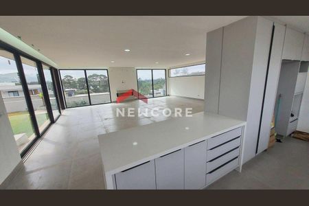 17_photo/94cf076493.c4a86b3c211625c7-ATLAS-de566f3f-e982-46a5-a8bc-28dbc7da837e.jpg de casa de condomínio à venda com 4 quartos, 300m² em Jardim Leonor, Cotia