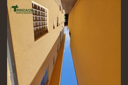 11_photo/94cf0764b9.34beb6889ad9cd13-ATLAS-5775a565-866e-43a1-8687-2d0b0ceafd35.jpg de casa à venda com 2 quartos, 383m² em Jardim Leonor, Cotia